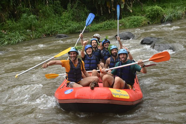 Rafting sul fiume Ayun Rafting sul fiume Ayun | Avventure nel Mondo