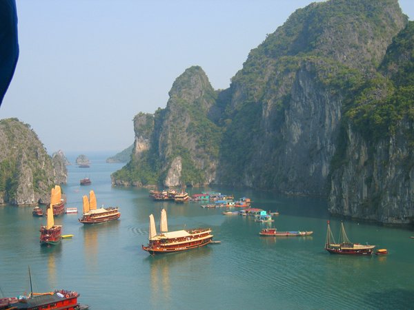 Baia di Ha Long | Avventure nel Mondo